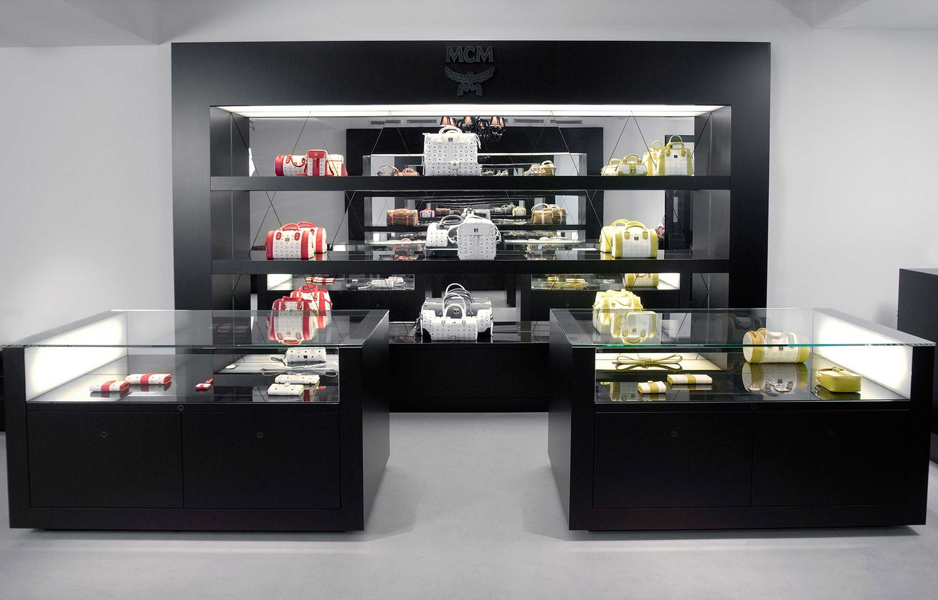MCM - MCM Flagship Store Berlin - MACH Architecture